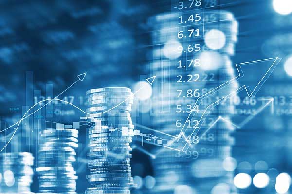 证监会主席吴清回答本报记者提问时指出 始终坚持稳中求进 筑牢监管防线