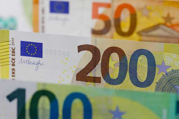 晋商银行14亿不良打2折甩卖背后，资产风险逐步暴露不良核销力度加大